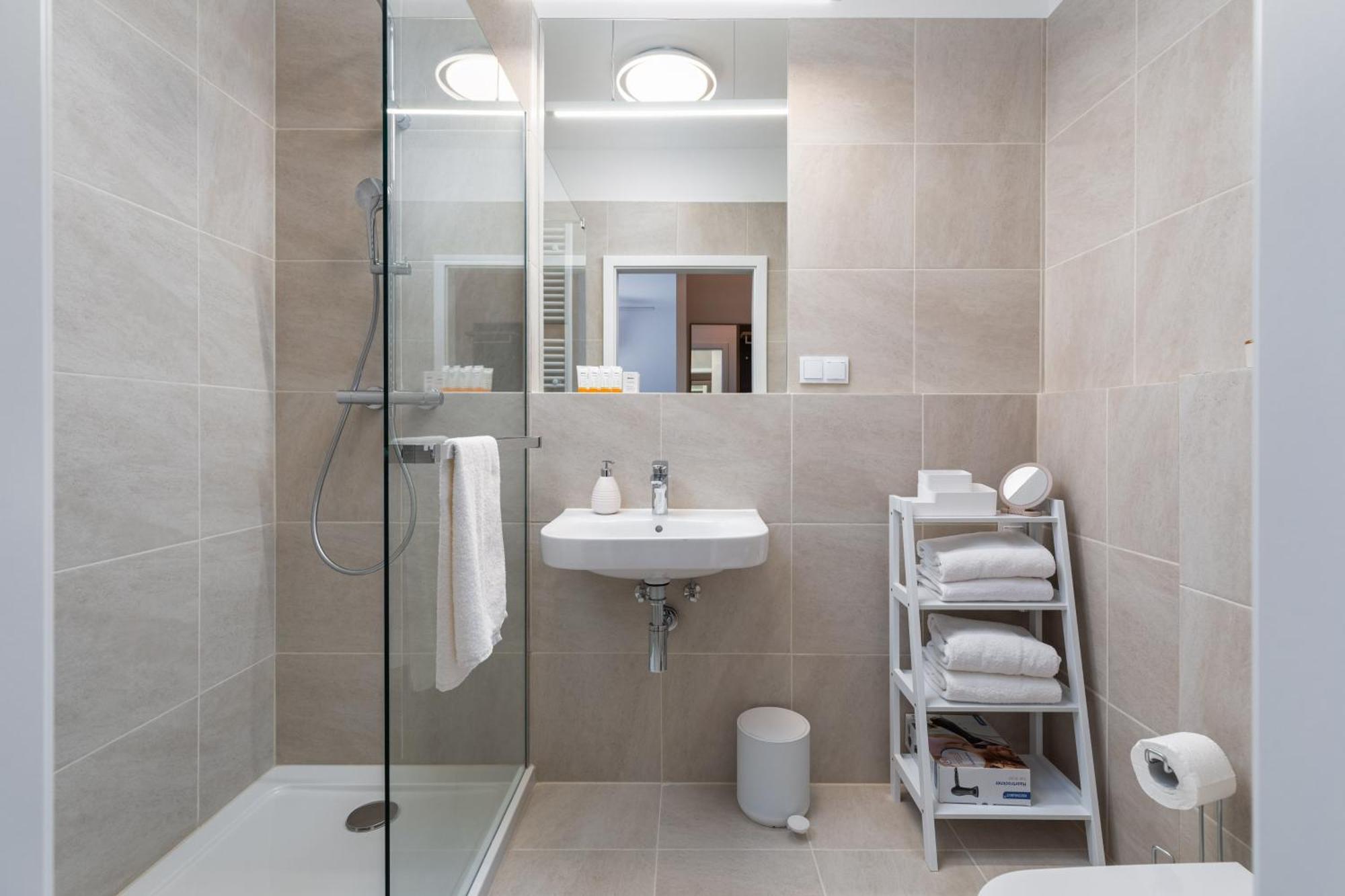 Stela Water Side Apartment - Swimming Pool & Sauna By Renters Prestige Dziwnów Extérieur photo